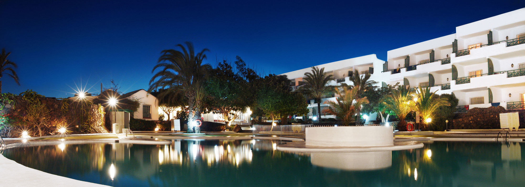Apartamentos Ficus Costa Teguise Eksteriør bilde